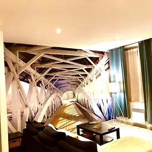 https://lulu-philipp-cote-cours.hotels-rhonealpes.com
