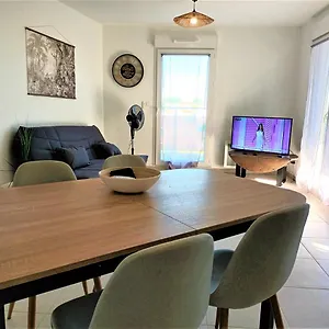  Appartement Arles-camargue Pour Tous- Pmr Wifi Parking